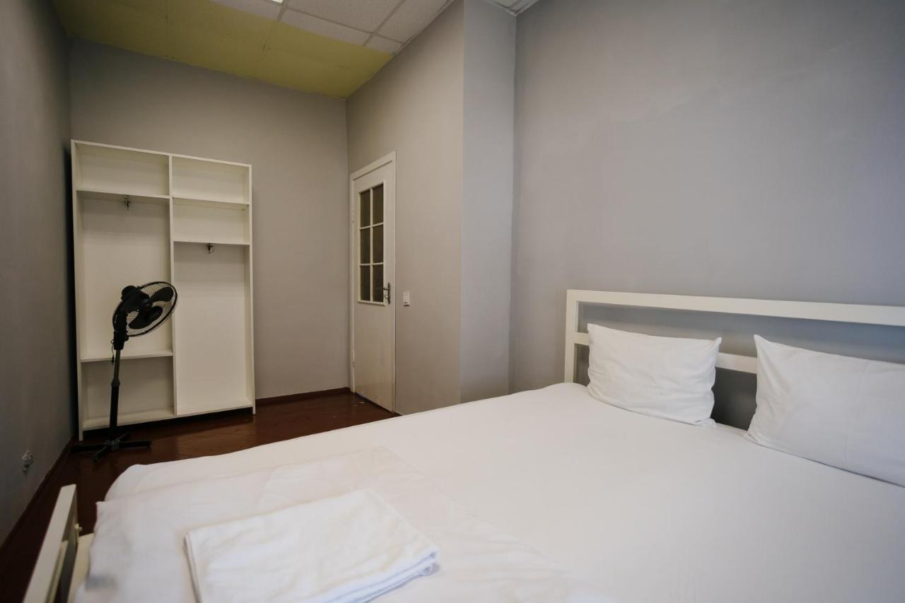 P2B Hostel & Bar Kiev Luaran gambar